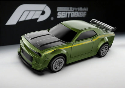 1/64 Mini RC Desktop RC Car Full Scale 4WD Drift Car Desktop Racing Model Ornament Boy RC Car