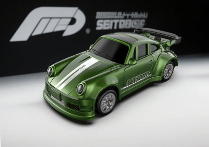 1/64 Mini RC Desktop RC Car Full Scale 4WD Drift Car Desktop Racing Model Ornament Boy RC Car
