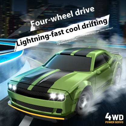 1/64 Mini RC Desktop RC Car Full Scale 4WD Drift Car Desktop Racing Model Ornament Boy RC Car